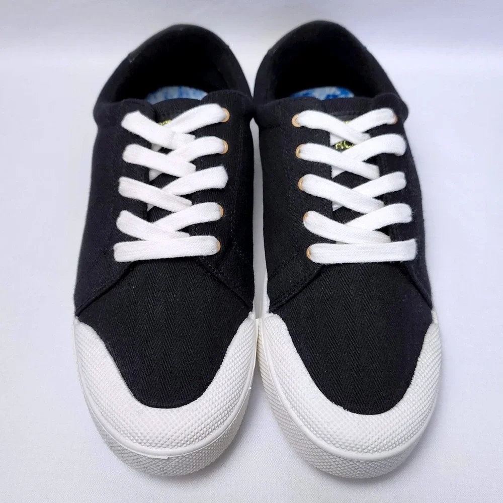 NEW ROXY PIERVIEW CANVAS LACE UP SNEAKERS‎ LOW TOP SHOES WOMENS 10 BLACK WHITE